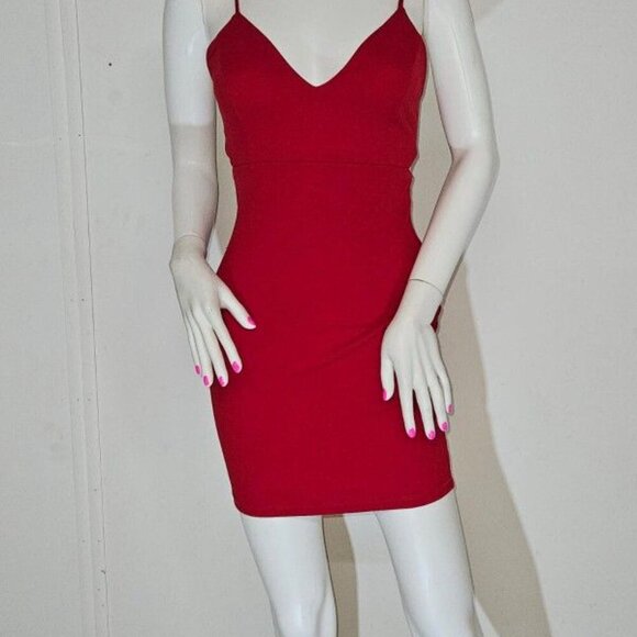 NWOT Red Windsor Mini Dress - Picture 2 of 3